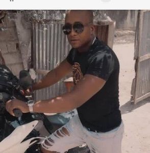 Meet your Posher, Clevens